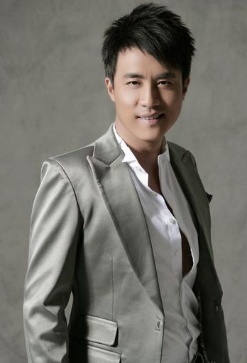 腹部隆起的她要揭神秘面纱|印小天|杜淳|边潇潇_新浪新闻