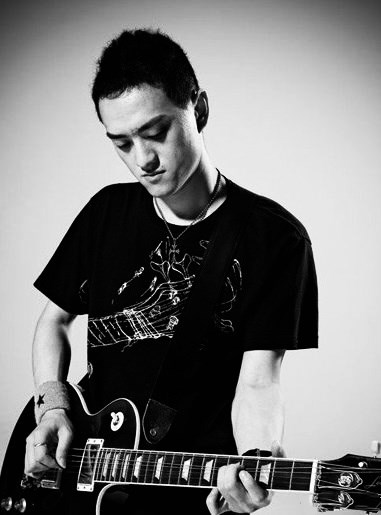 音乐人赵英俊因病去世,刚为易烊千玺主演的防癌电影唱过主题曲