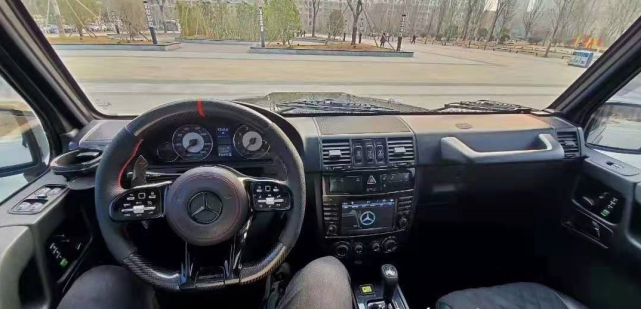 山东车友花34万买05款奔驰g270d又15万换巴博斯套件