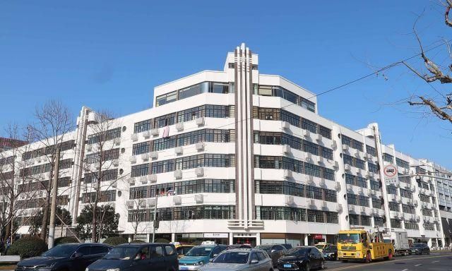 上海90岁淮海大楼修旧如故黄金钝角将成新地标