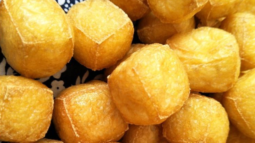 春节炸豆泡一放二推是关键个个空心外酥里嫩