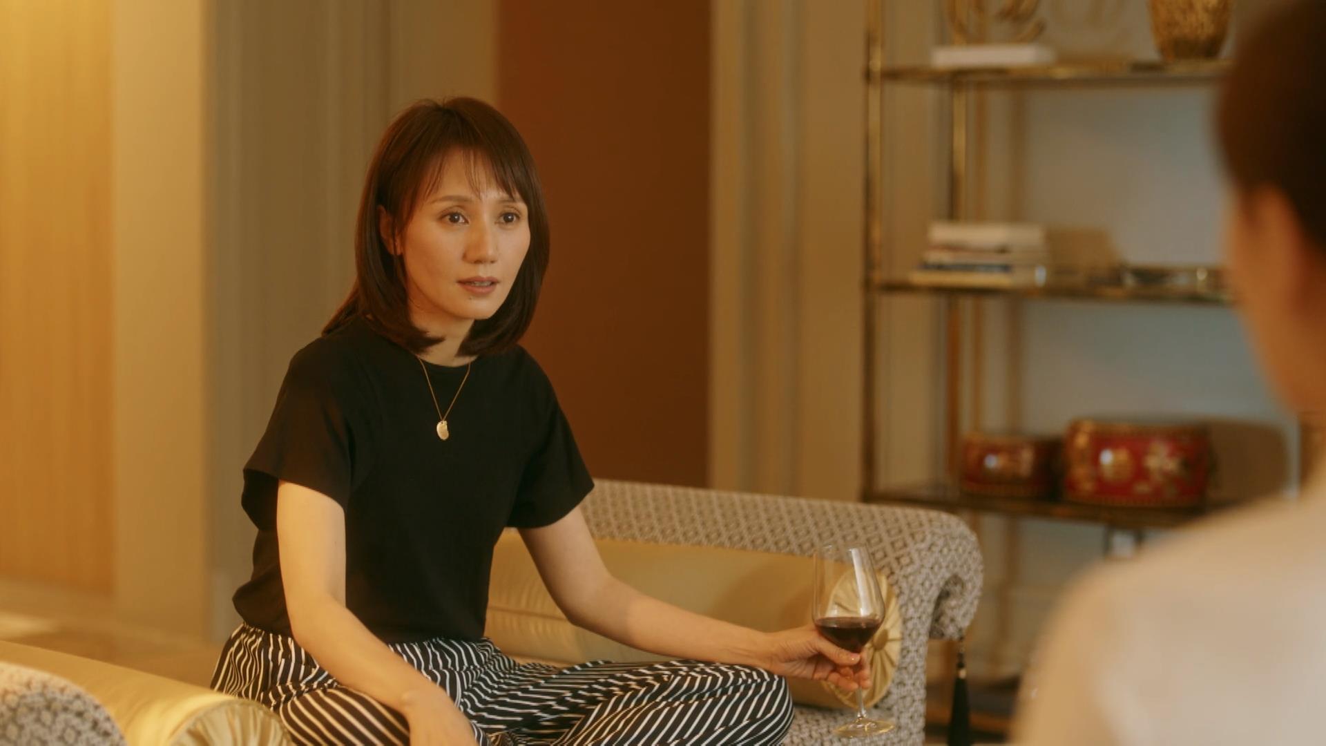 流金岁月比剧情还精彩的是这四个中年女人的穿搭look