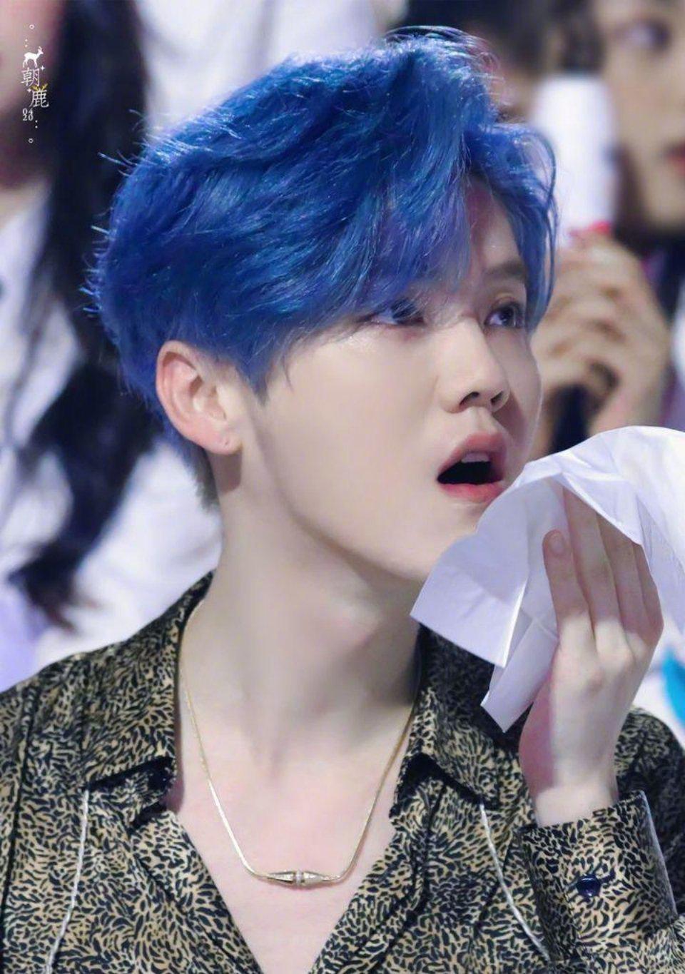 男明星蓝发合集 鹿晗 张艺兴 黄子韬 王俊凯 蔡徐坤 王一博