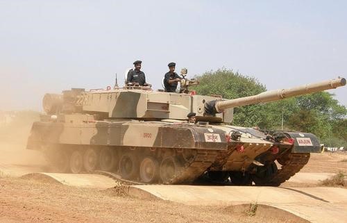 印度五代机夭折了？美国断供航发一招致命，英法却趁机敲诈一笔休闲区蓝鸢梦想 - Www.slyday.coM