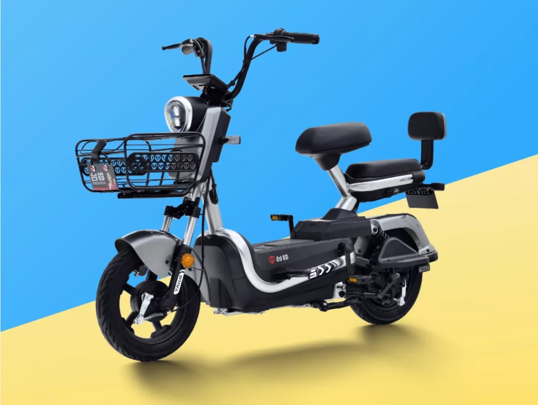 最后,第三款车型就是台铃自由鹏超能版.