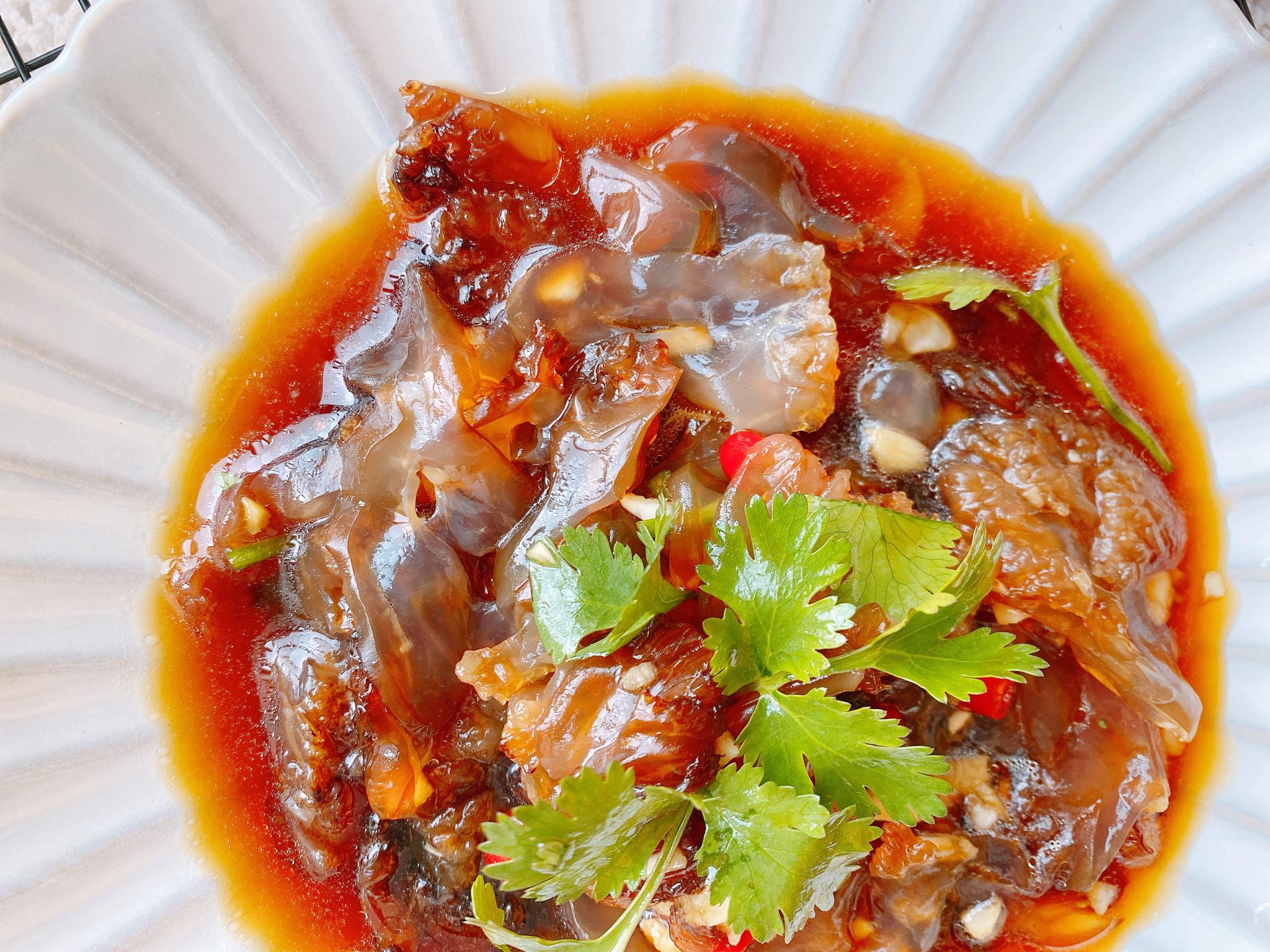 年夜饭凉拌菜之凉拌海蜇头掌握3点海蜇酸辣脆爽可口不发腥