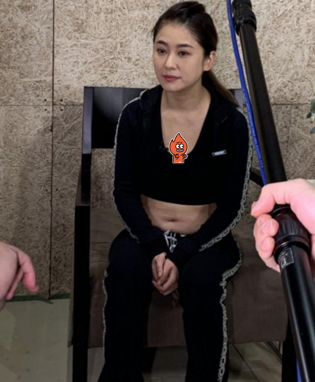 《意难忘》女主生娃胖太多!肚子松堆一圈肉,家里房车只写她的名