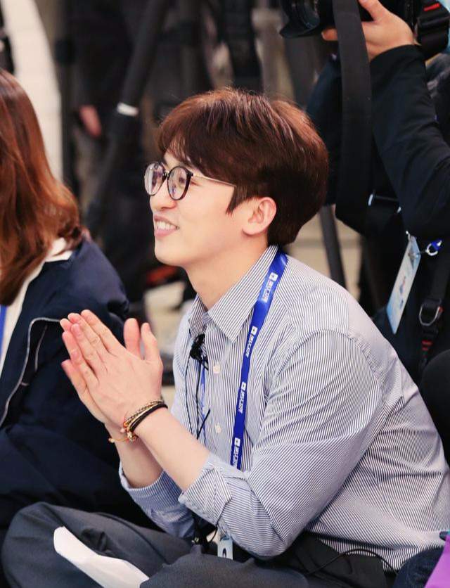 不敢小看日常被调侃的吴彤导演了手握热门综艺被提职成副主任了