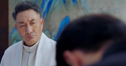 阳光之下之阿刚把命给了封潇声看似愚忠实则恩怨分明