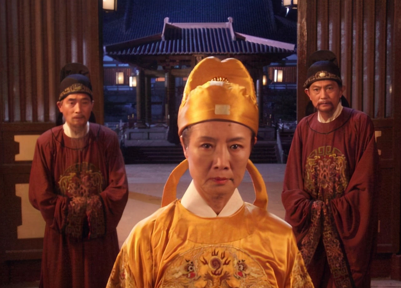 来俊臣为何能从无赖一跃成为武则天的宠臣?他的一本书,道出原因