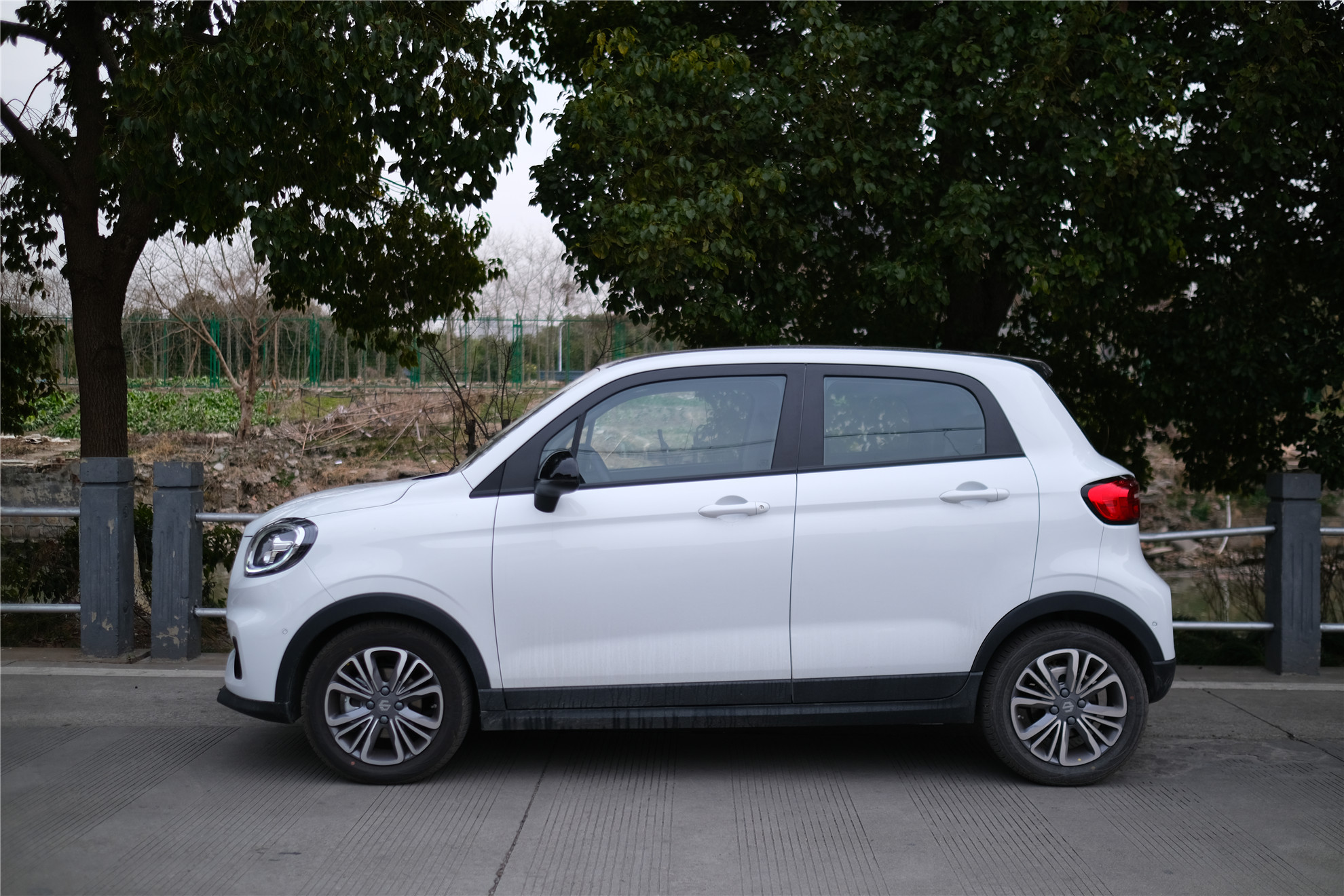 l2级自动驾驶都有的微型电动车 试驾零跑t03-新浪汽车