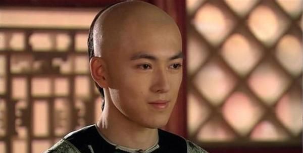 弘时一位悲惨的皇子因为和允禩交往过密被多疑的雍正赐死