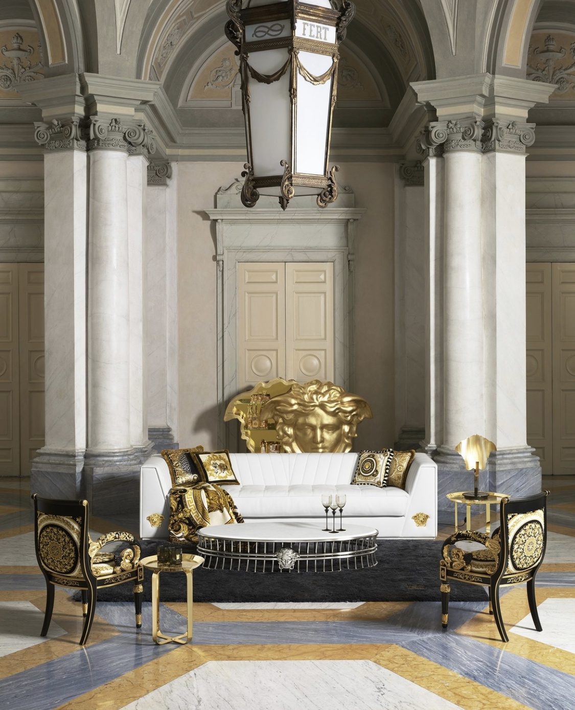 扒一扒乔布斯马斯克教父私下坐什么椅子