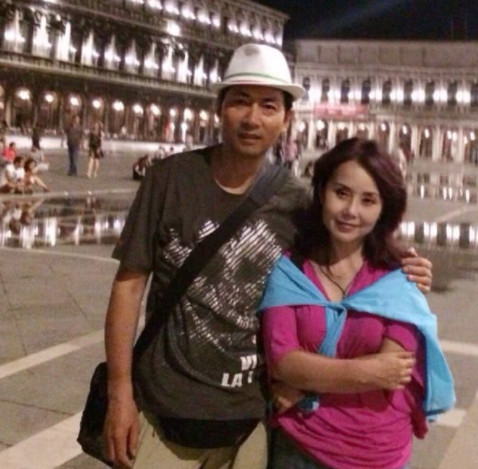 他们相爱28年零绯闻,妻子很红,自己却默默无闻