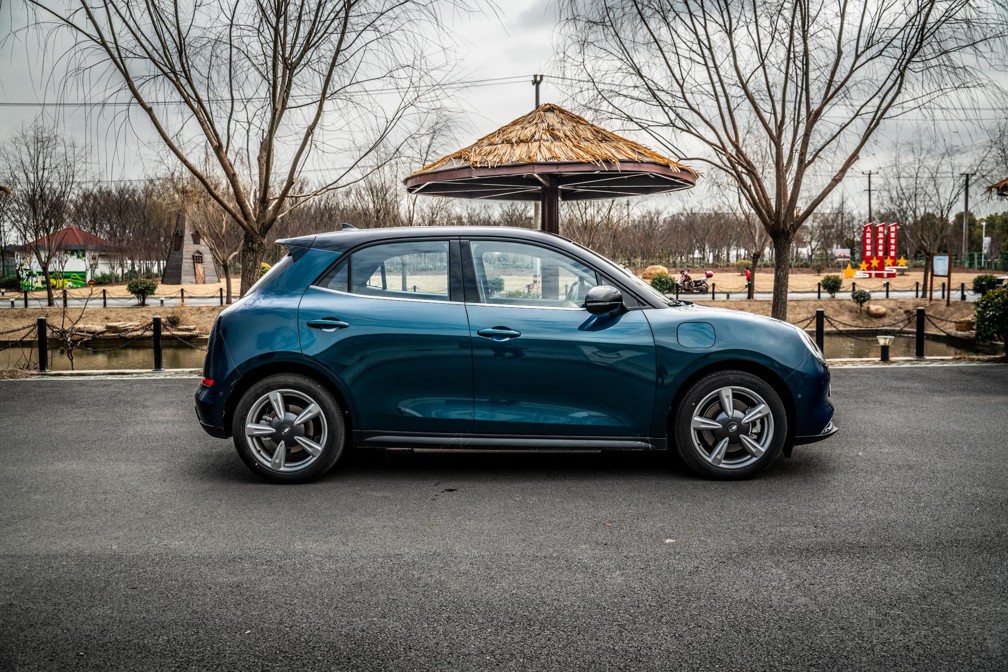 全面评测欧拉好猫,外形堪比mini,续航比纯电高尔夫强-新浪汽车