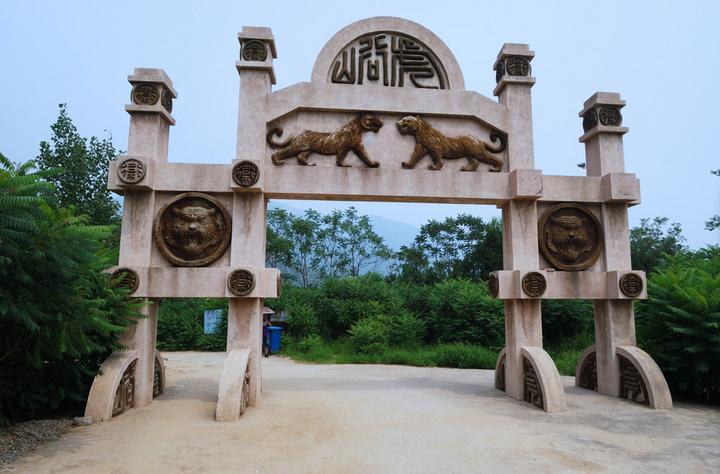 虎峪自然风景区