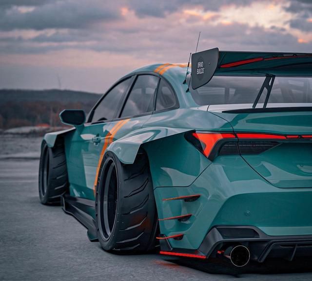 外观颜值再升级丰田亚洲龙avalon酷炫的宽体改装