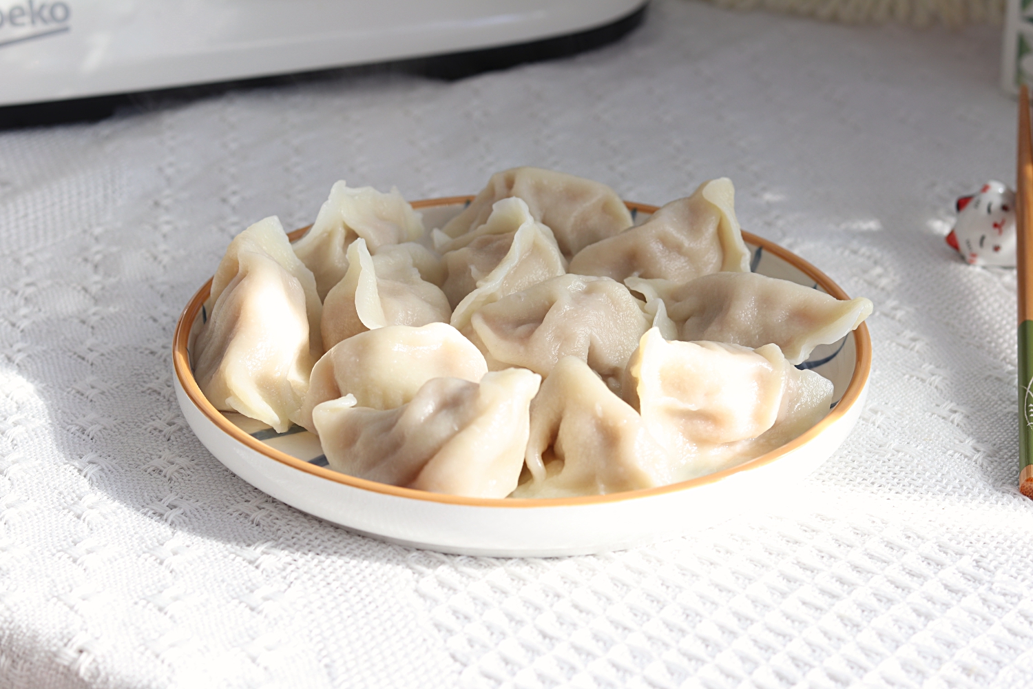 超好吃的牛肉水饺咬一口满满的汤汁哟教你我家的馅料配方