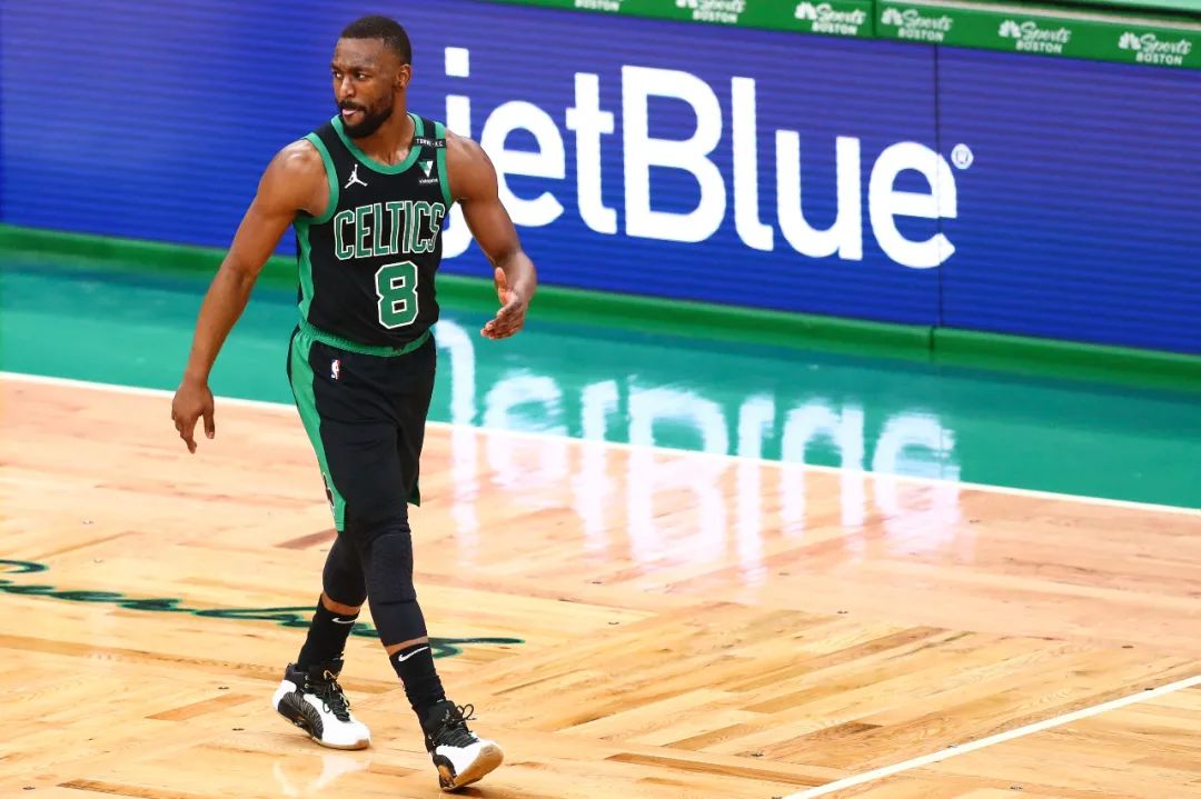 断崖式下滑去年全明星今年拖后腿难怪安吉要交易他