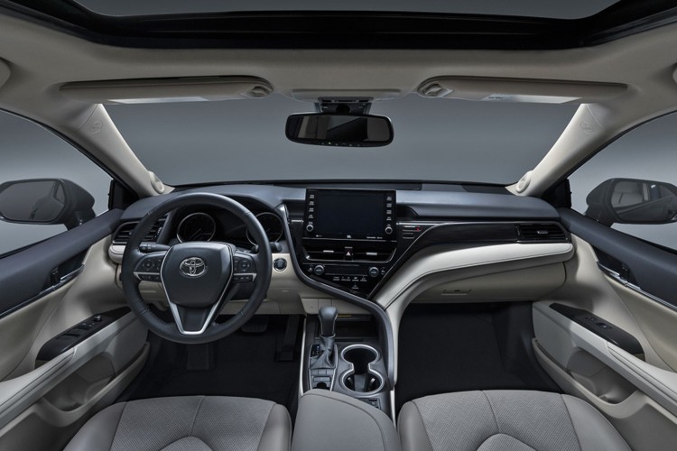 内饰有惊喜!新款丰田凯美瑞将2月25日上市