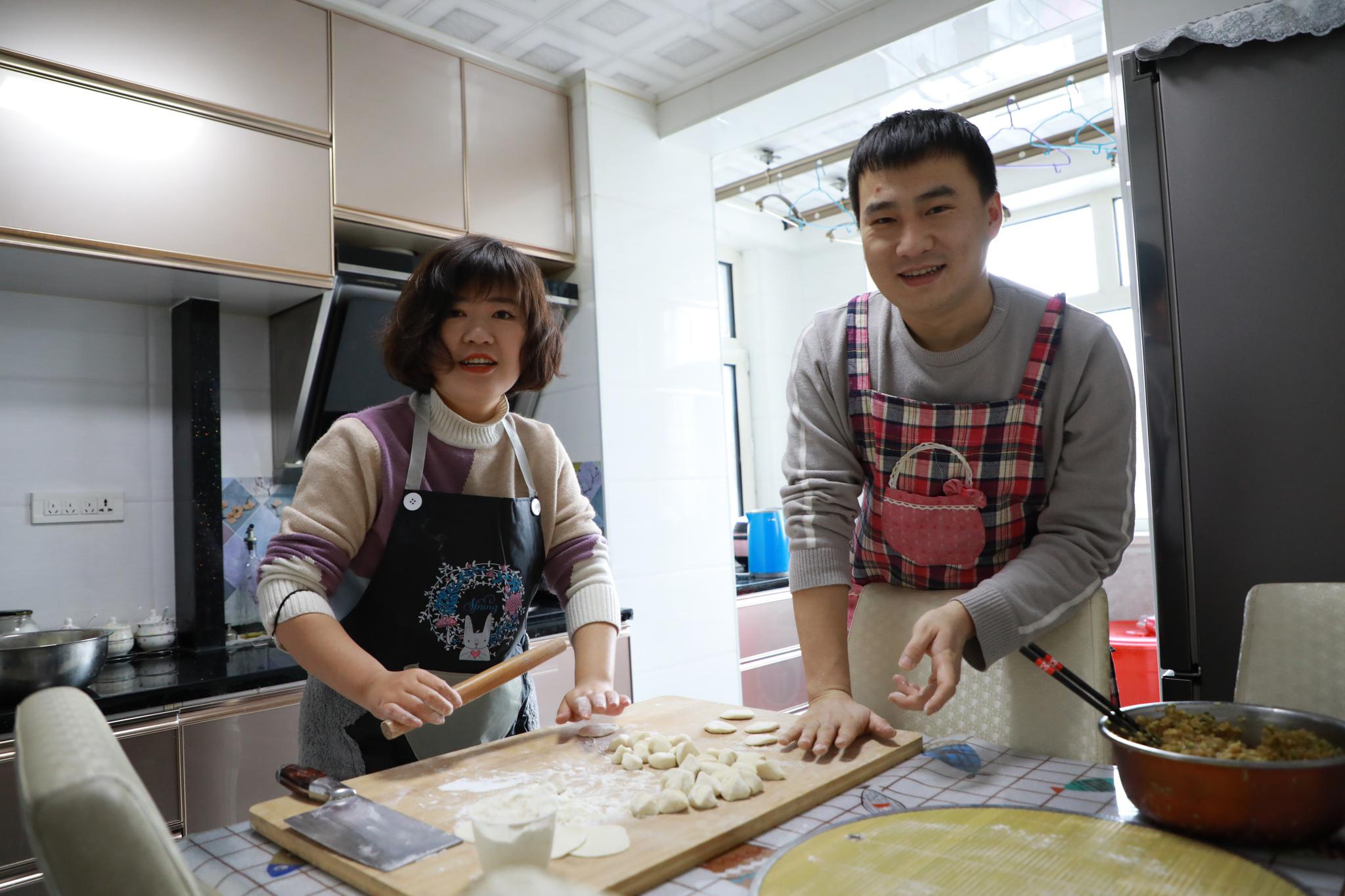 铁路夫妻的别样团聚:人在哪里,幸福就在哪里