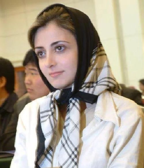 迪拜赫德王妃41年不露面22年连生12个子女可惜了这绝世容颜