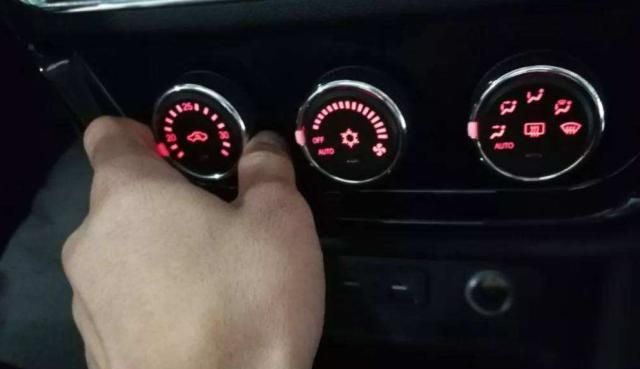 停车直接熄火?怪不得你的车毛病会多,下次熄火前记得先做这些事