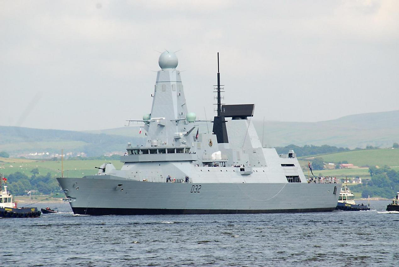 图为45型驱逐舰