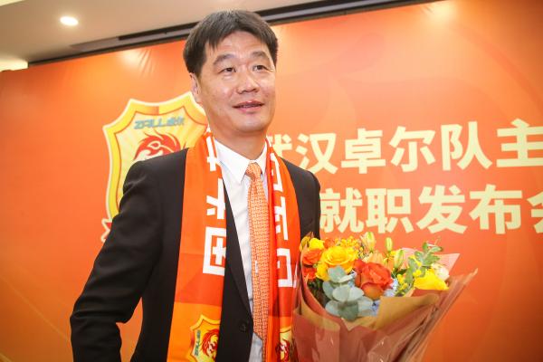 卓尔已为俱乐部投入40亿球迷卓尔已成武汉城市名片