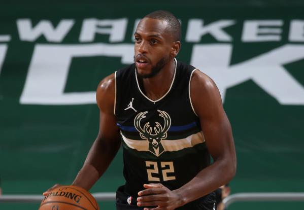 一场114-109让火箭升至第12!雷霆爆冷灭劲敌帮忙