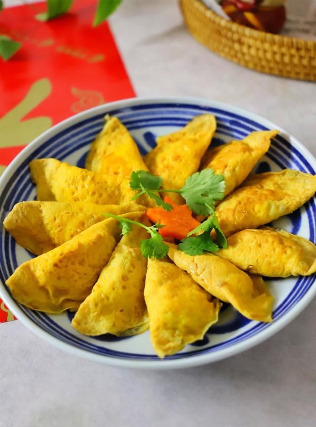 做蛋饺用鸡蛋还是用鸭蛋老爸不外传的手艺蛋饺耐煮不破有窍门