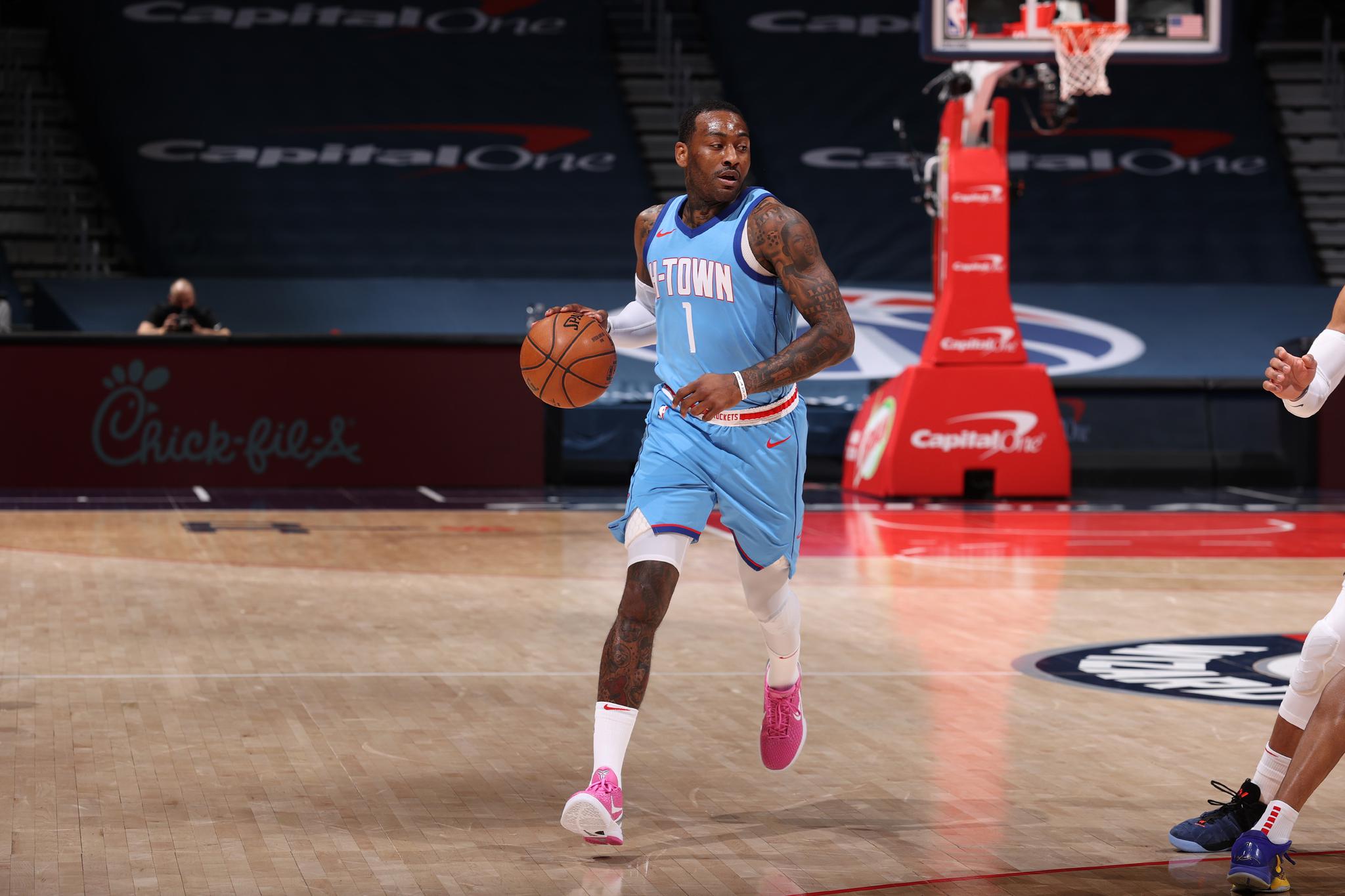 半场22 7!沃尔首次重返老东家,换手暴扣时比尔表情抢镜