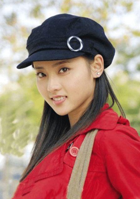 她是琼瑶唯一没捧红的女主角,却嫁给了富豪,如今32岁美成22岁|张嘉倪