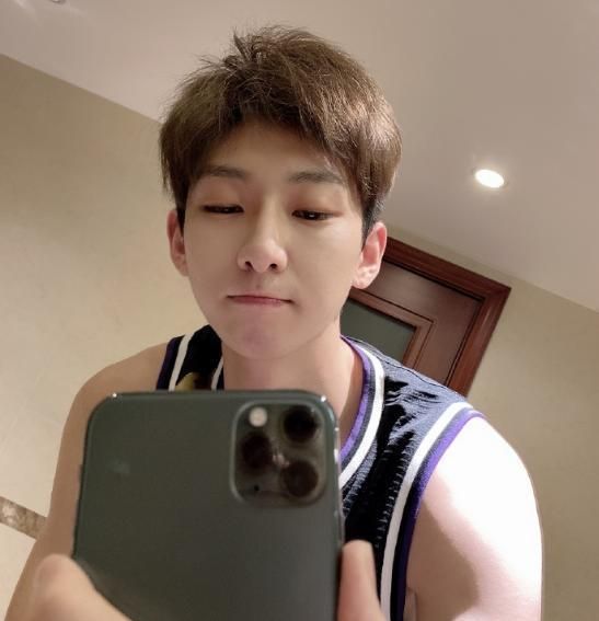 2米05前锋签订8年长约,至今尚未复出|辽宁男篮|孙锴祺|前锋_新浪新闻