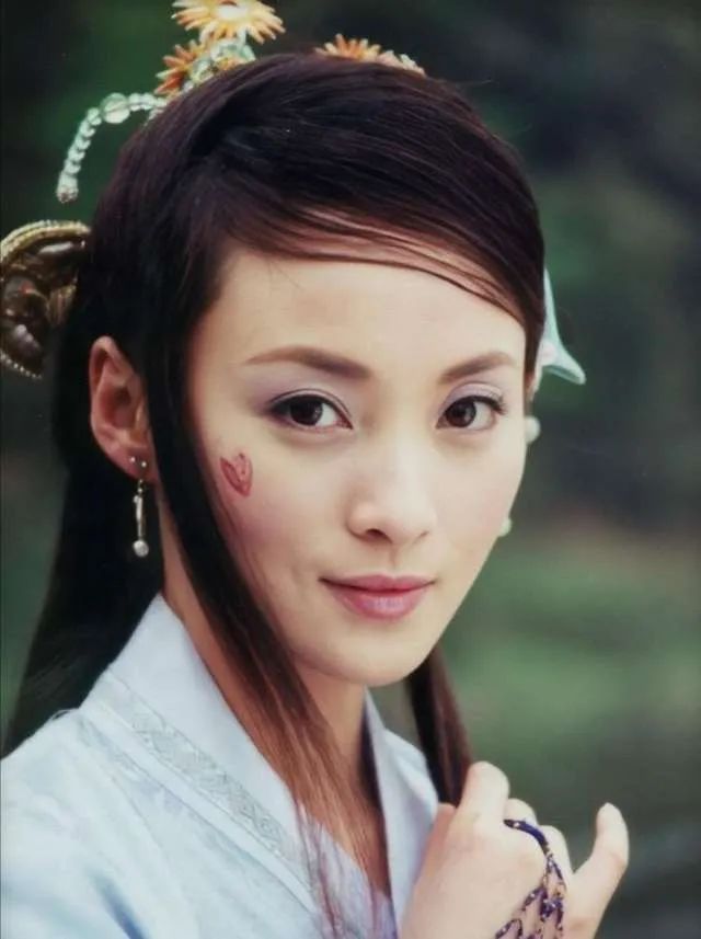 蒋勤勤显老态,金巧巧嫁豪门,她沦为18线|金巧巧|蒋勤勤|金花_新浪新闻