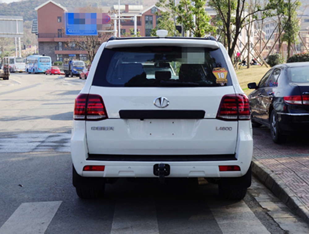 中国版的"陆巡",恒天l4600实车曝光,搭载纵置v8动力-新浪汽车