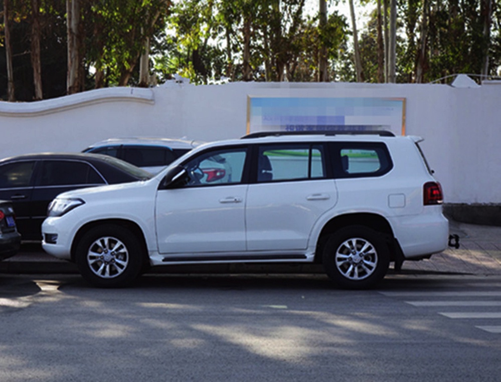 中国版的"陆巡",恒天l4600实车曝光,搭载纵置v8动力