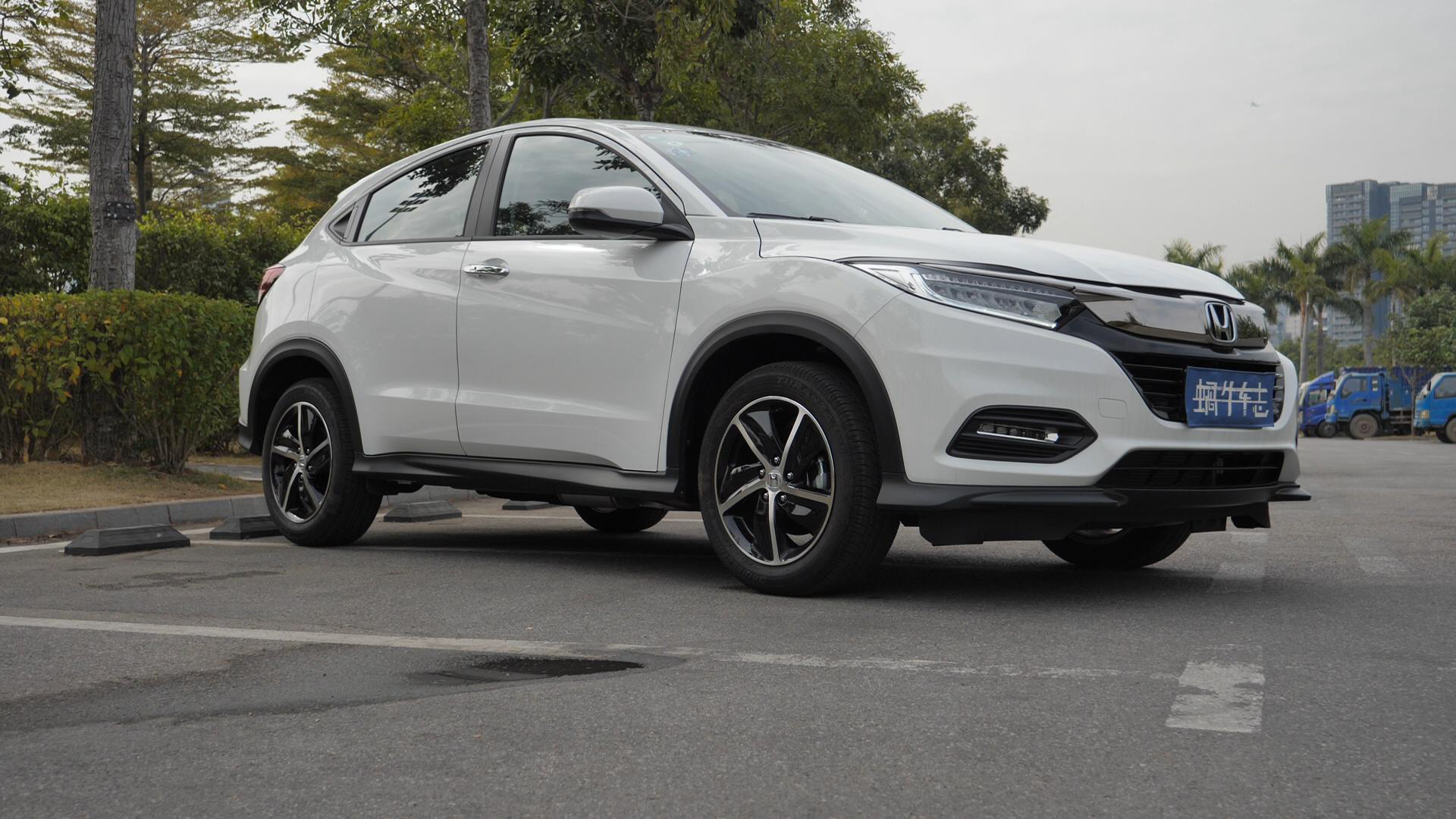 它是小姐姐们的"青年良品"?试驾本田缤智1.5l