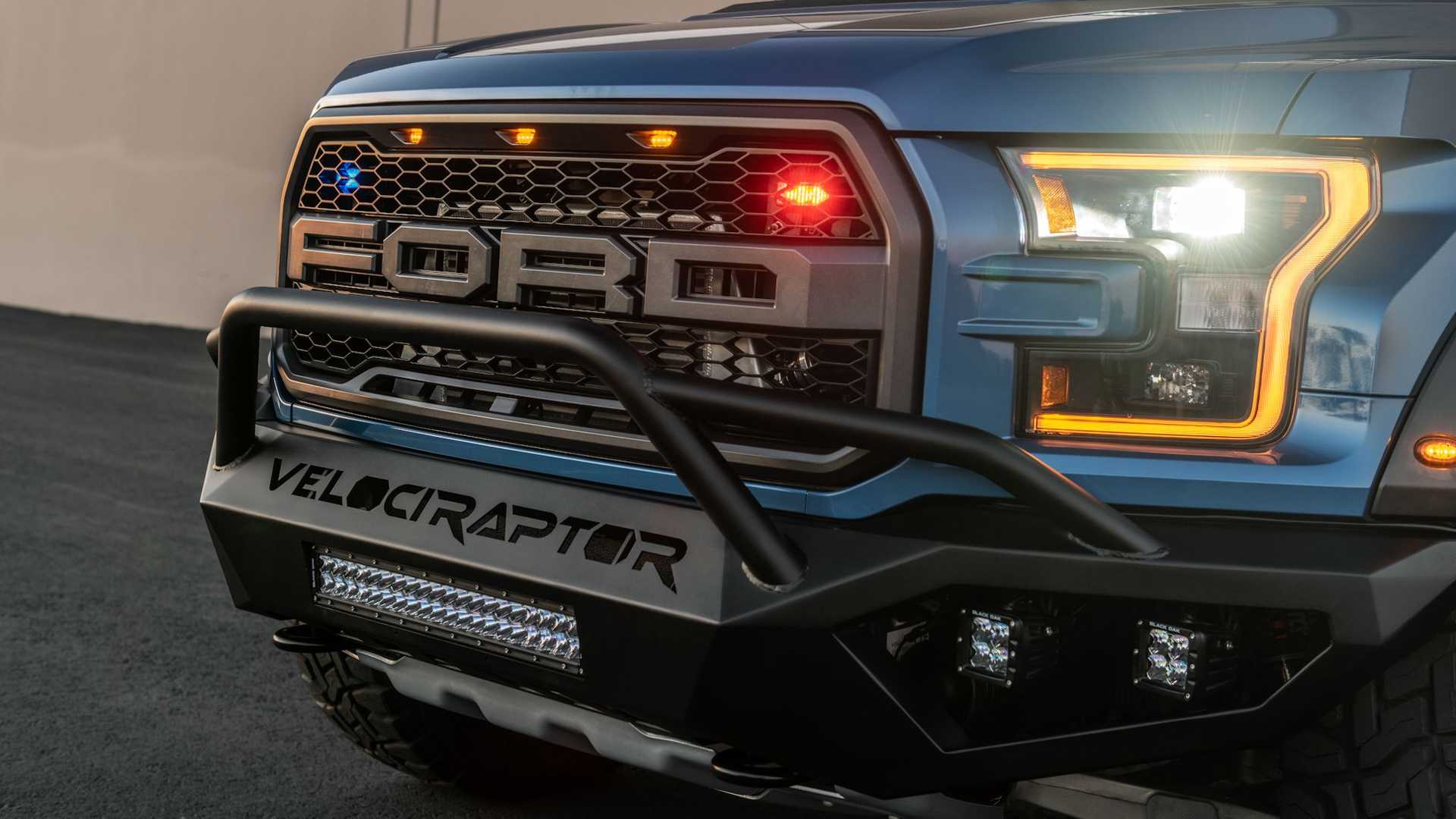 防弹车;而今天这台则是基于福特猛禽f150(配置|询价)打造的hennessey