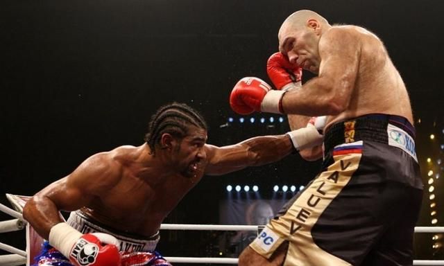 瓦鲁耶夫2009年与前次重量级霸主大卫-海耶交锋中,点数落败,那场比赛