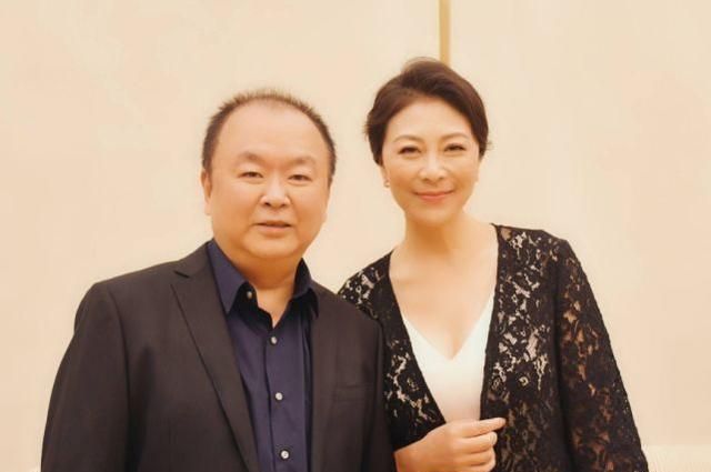 她是最惨影后,生下女儿患癌被丈夫抛弃,先女儿被张嘉译成功带红|岳红