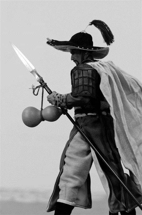 林冲是"80万禁军枪棒教头",听起来很强势,搁现在算多大的官?