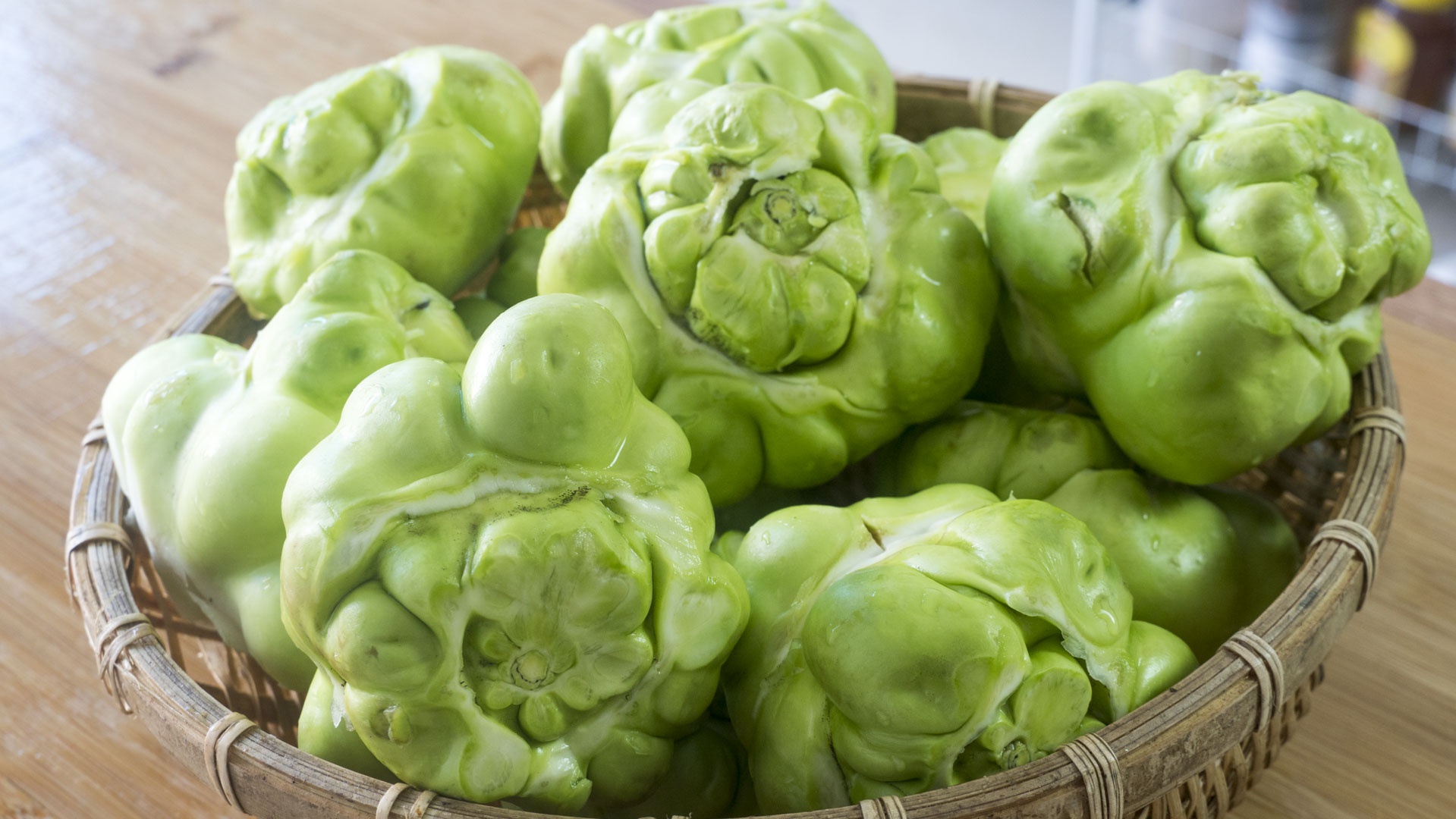 麻辣榨菜详细做法分享,简单易学,香辣脆爽,春节当下酒菜正好