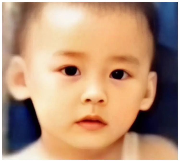 朱一龙小时候也太可爱了吧!