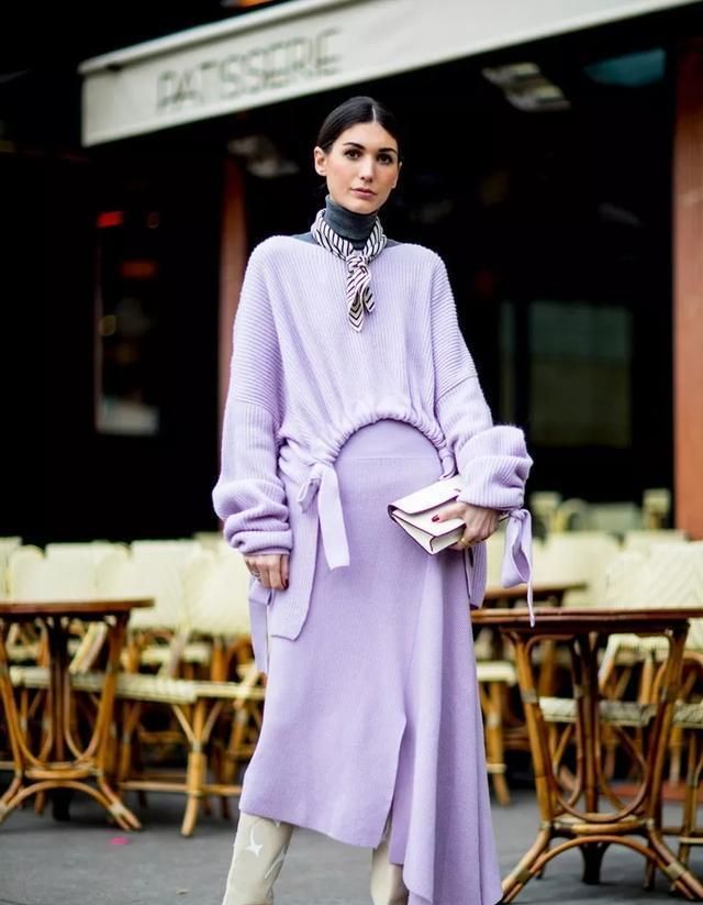 中年女性穿衣要谨慎,这些颜色别轻易尝试,除非你又不凡的气质休闲区蓝鸢梦想 - Www.slyday.coM