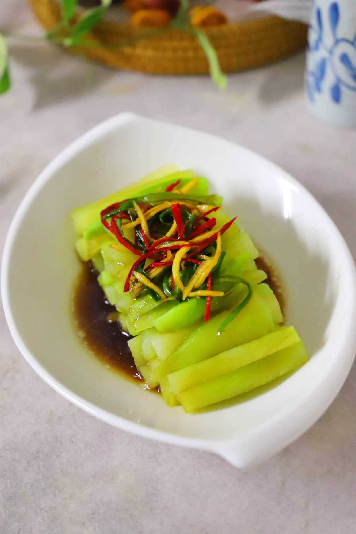 白灼不等于水煮,学会正确做法,芥蓝脆爽解油腻,比饭店的好吃|芥蓝|昆