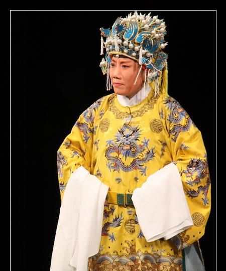 天津京剧院团多戏霸三位名角离开天津