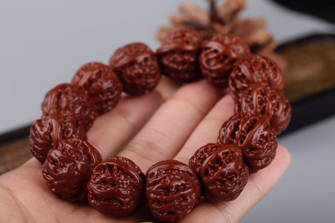 文玩核桃小核桃手串如何防裂