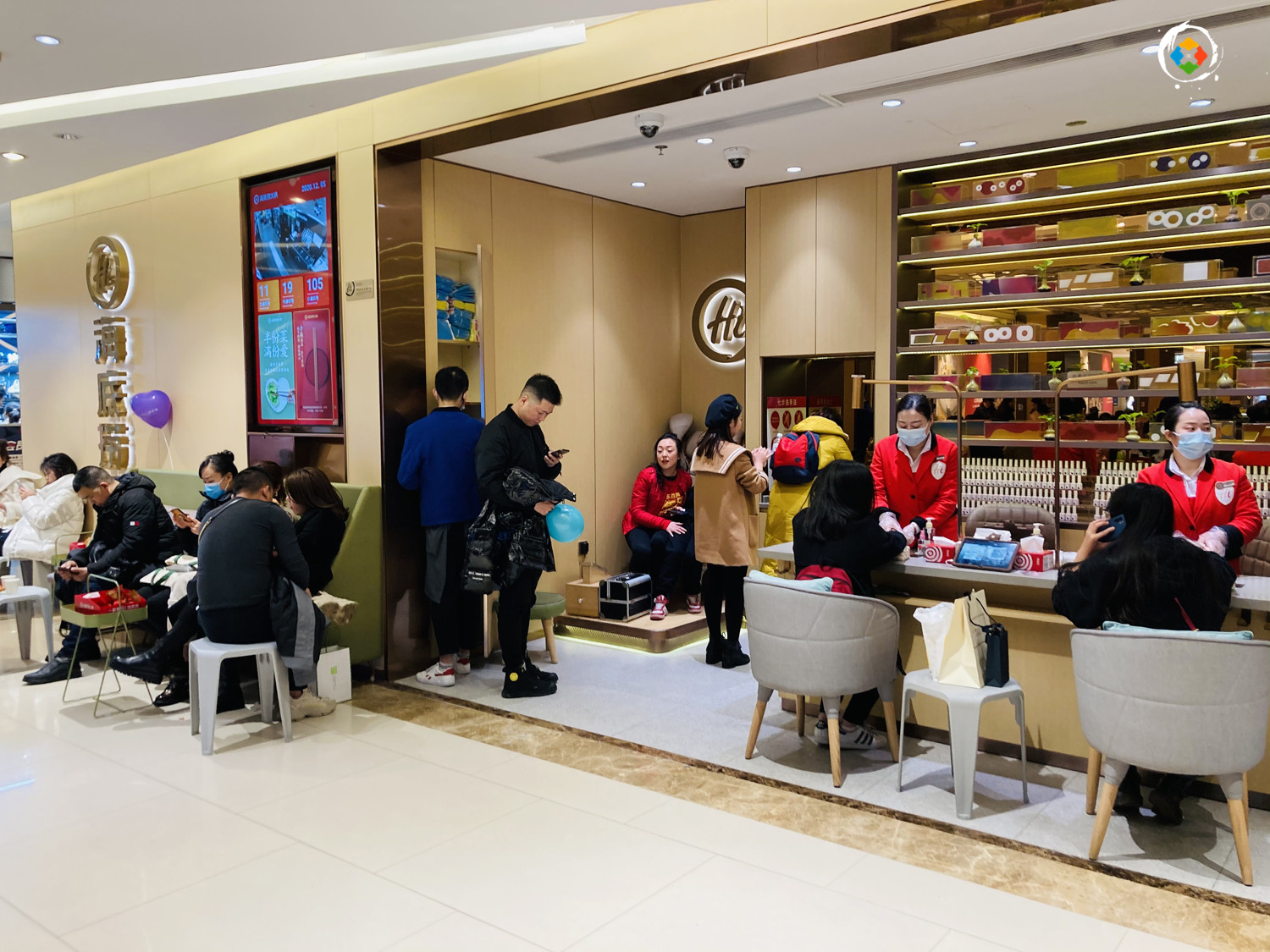 成都餐饮品牌入侵山城被质疑不会做生意重庆人真的输了吗