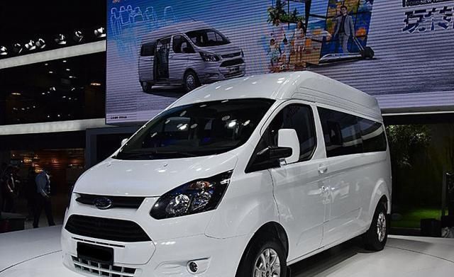 货车兼顾商务,福特全顺闪亮登场,还带9个座,不考虑别克gl8